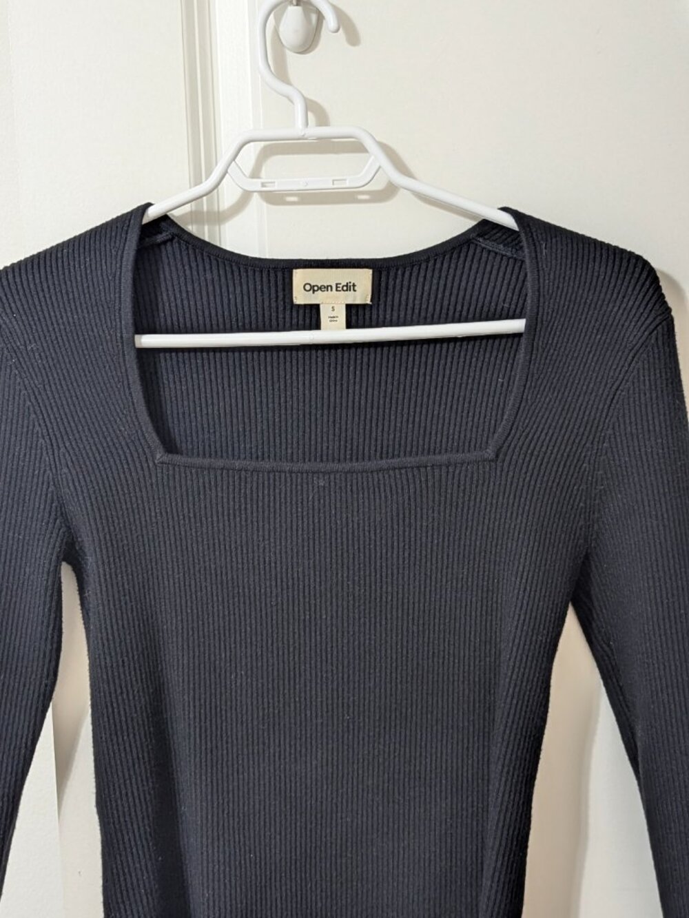 Open Edit Black Top - Picture 2 of 3